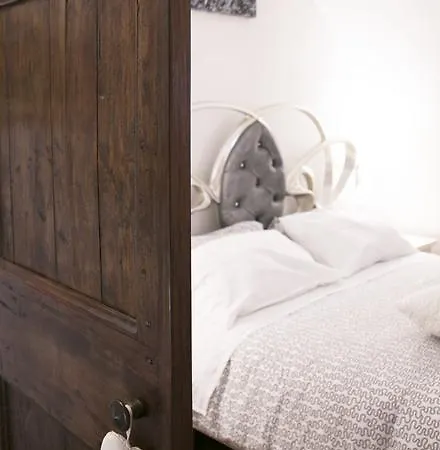 Дом отдыха Antica Dimora Julia Спелло